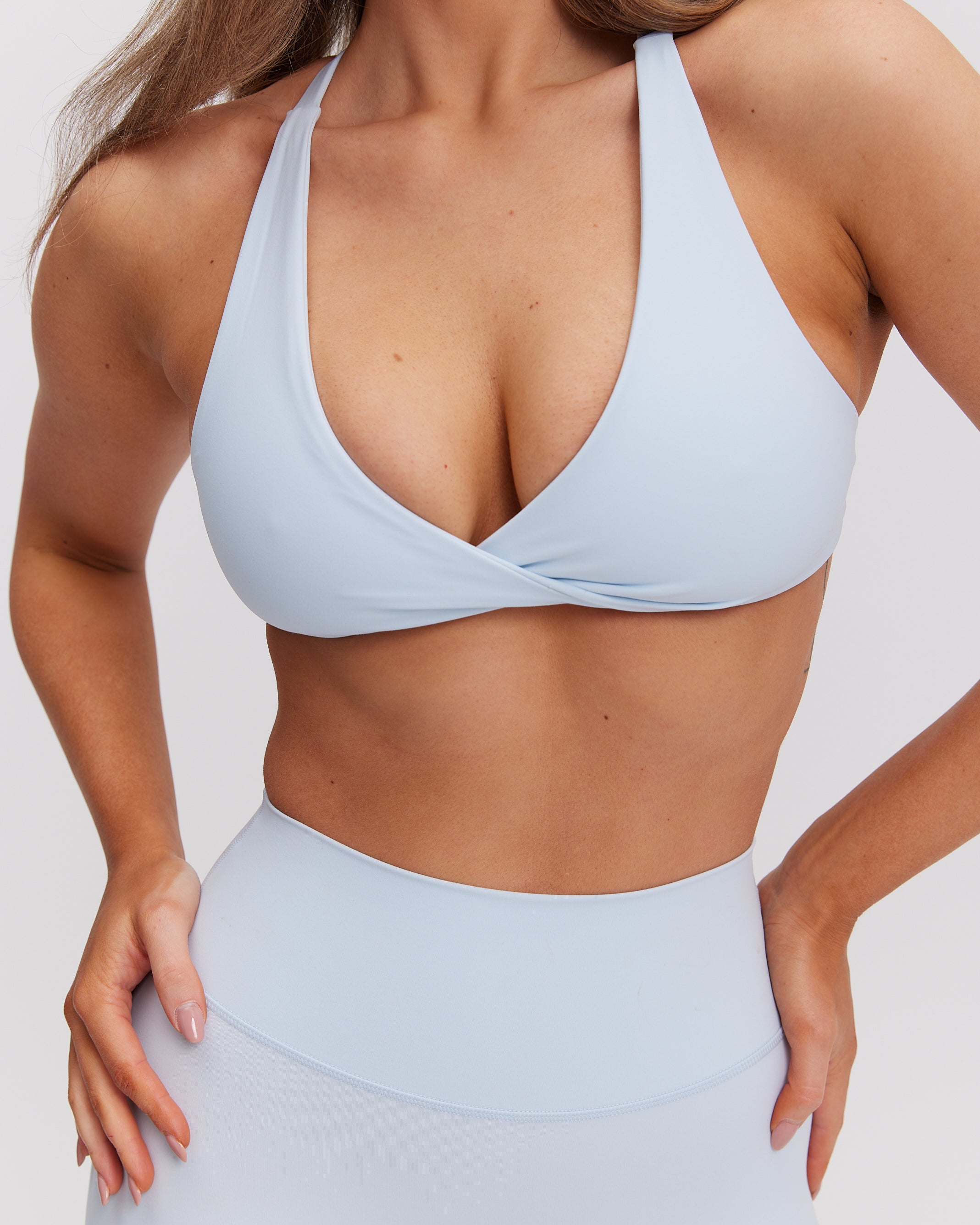 Balance Charlotte Bra Ice Blue close up stanik sportowy