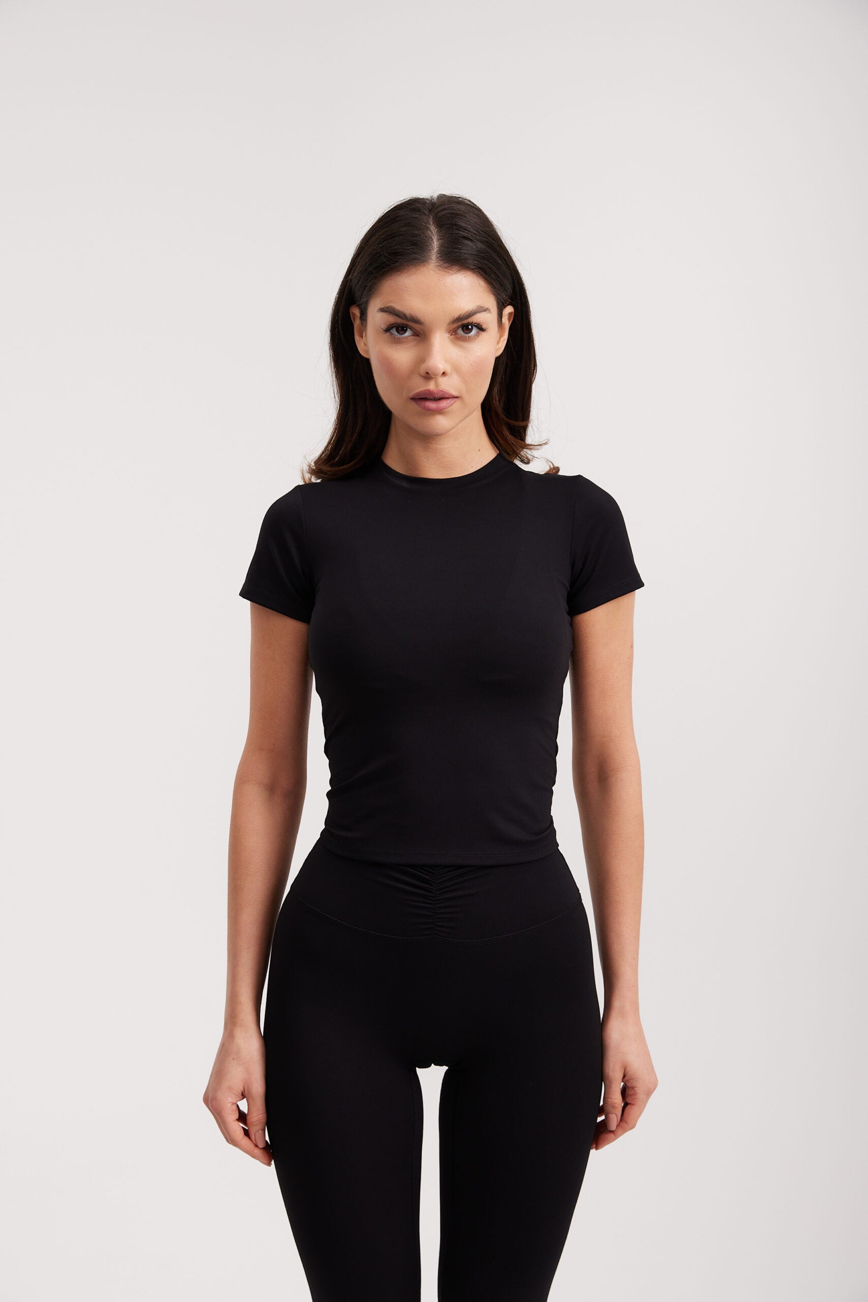 FLOW SHORT SLEEVE BLACK