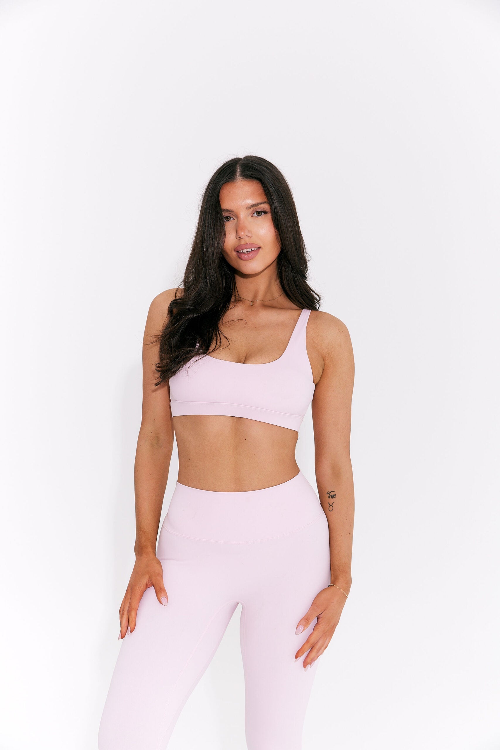 Flow Bella Bra Strawberry Milkshake Leggings