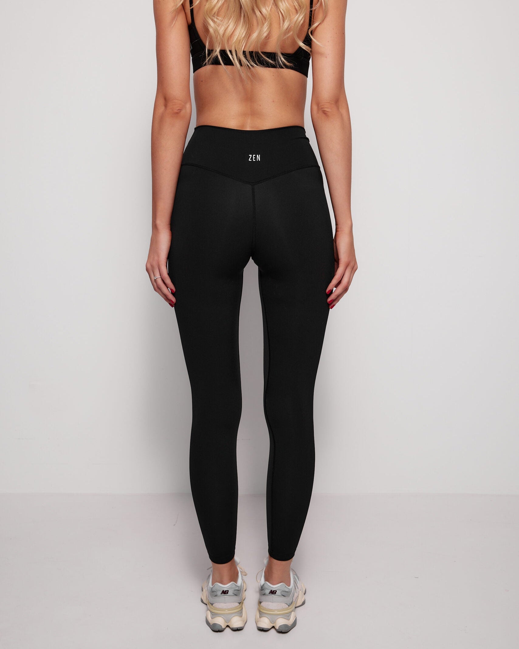 Flow_Leggings_Black Back