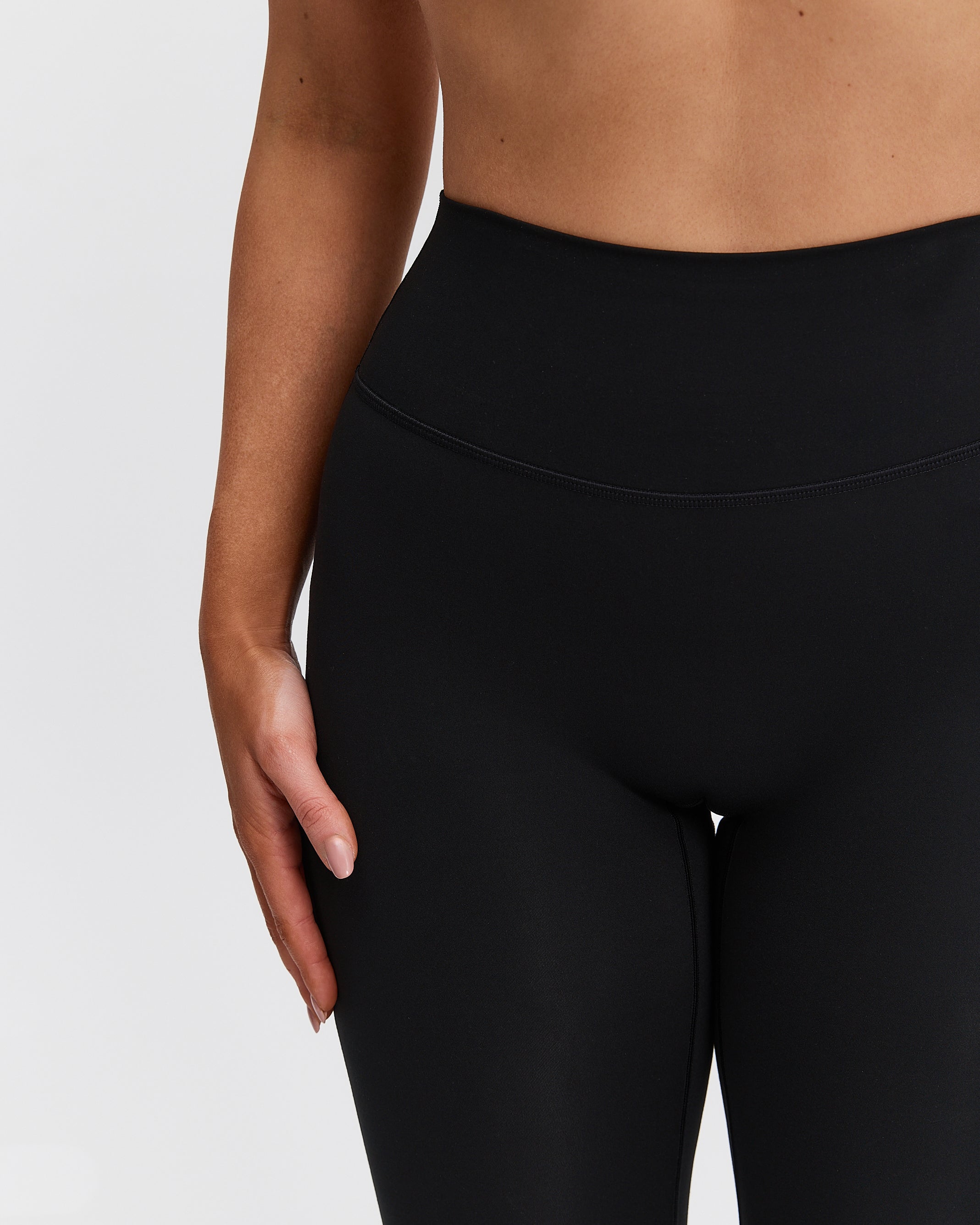 Motion Sculpt Leggings black waist close up