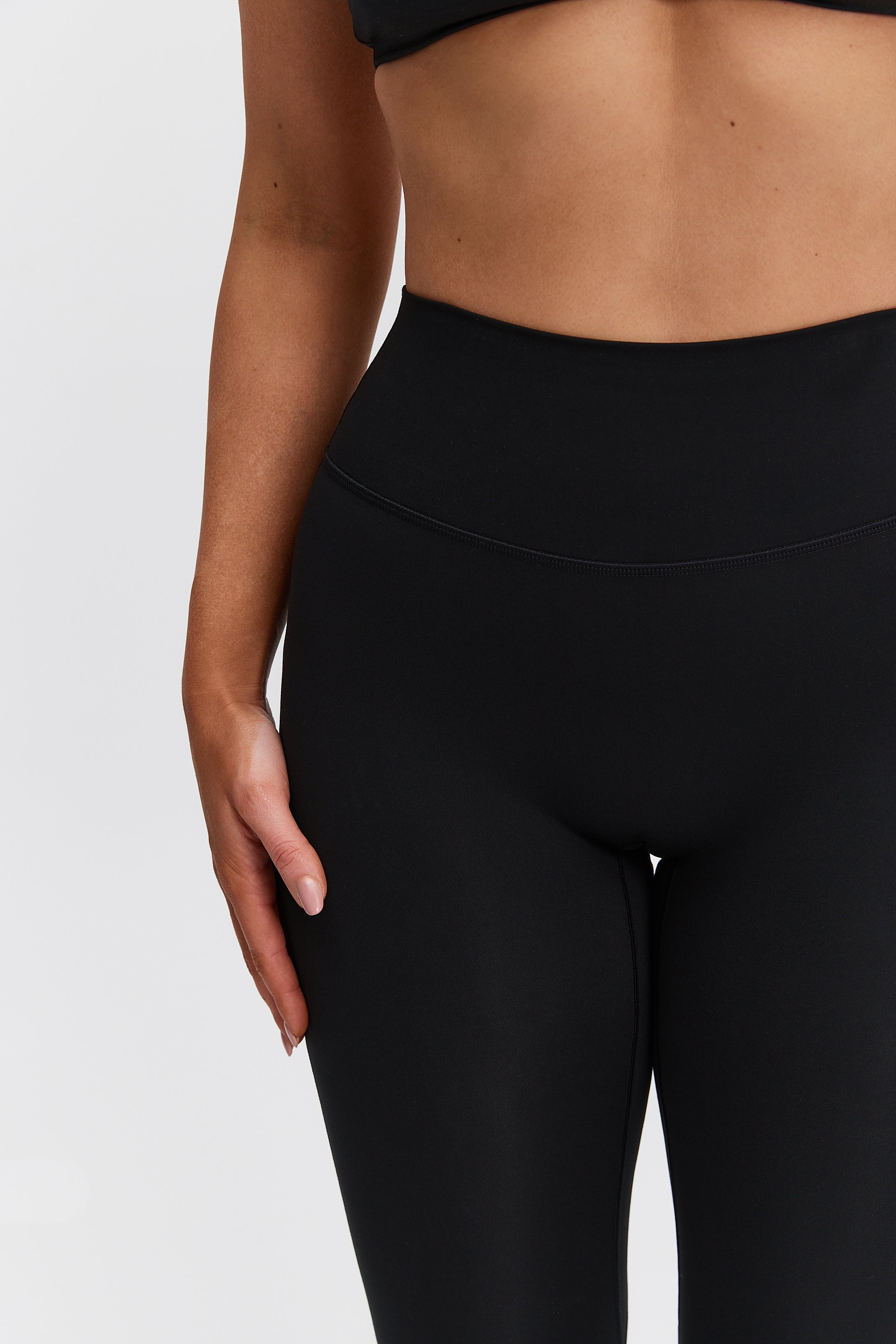 Motion Sculpt Leggings black waist close up